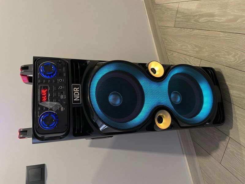 Портативна колонка велика на акумуляторі з 2 радіомікрофонами з USB/FM/Bluetooth NDR 1100 1000-1100 фото